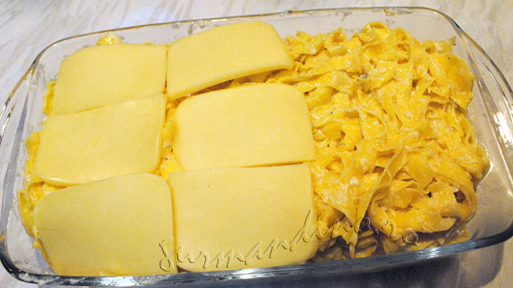 Tagliatelle quattro formaggi al forno / Tagliatelle cu patru feluri de branza, la cuptor