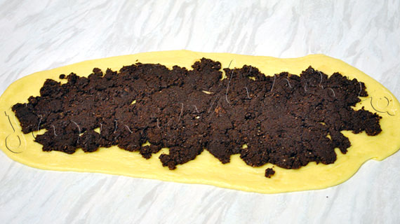 Reteta de cozonac - Babe cu ciocolata si topping crocant Streusel