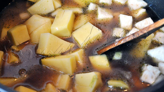Reteta de supa crema de telina cu crutoane cu usturoi, facute in casa
