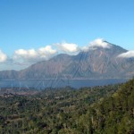 Bali - Lacul si vulcanul Batur