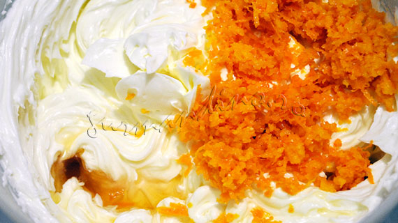 Tort din clatite cu crema de branza si portocale