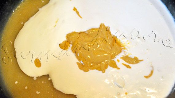 Reteta de supa crema de cartofi, cu mere si mustar, innobilata cu somon afumat